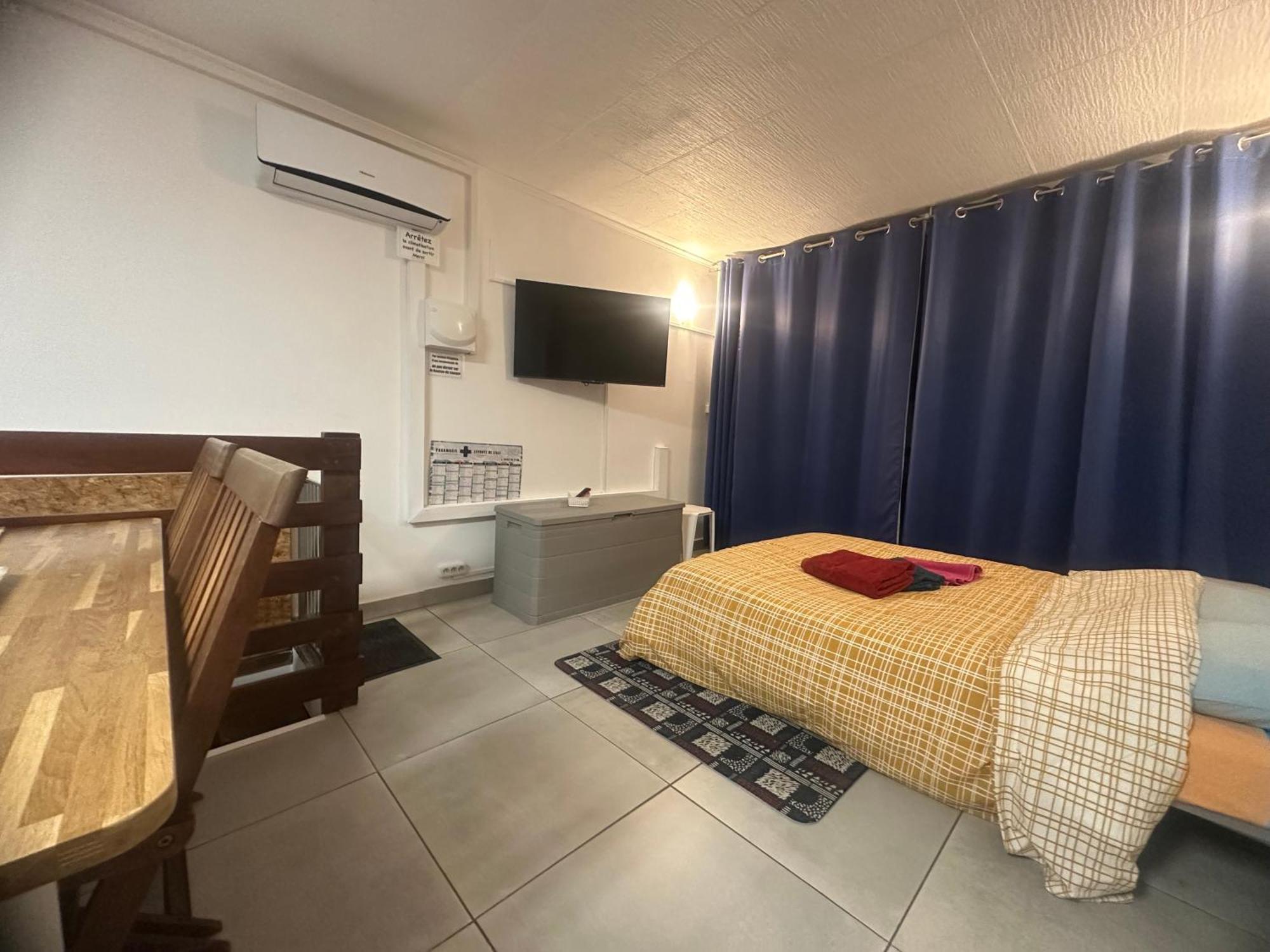 Appartement T2 Colombier Pour 5 Personnes Vue Mer Sainte Clotilde Exterior photo