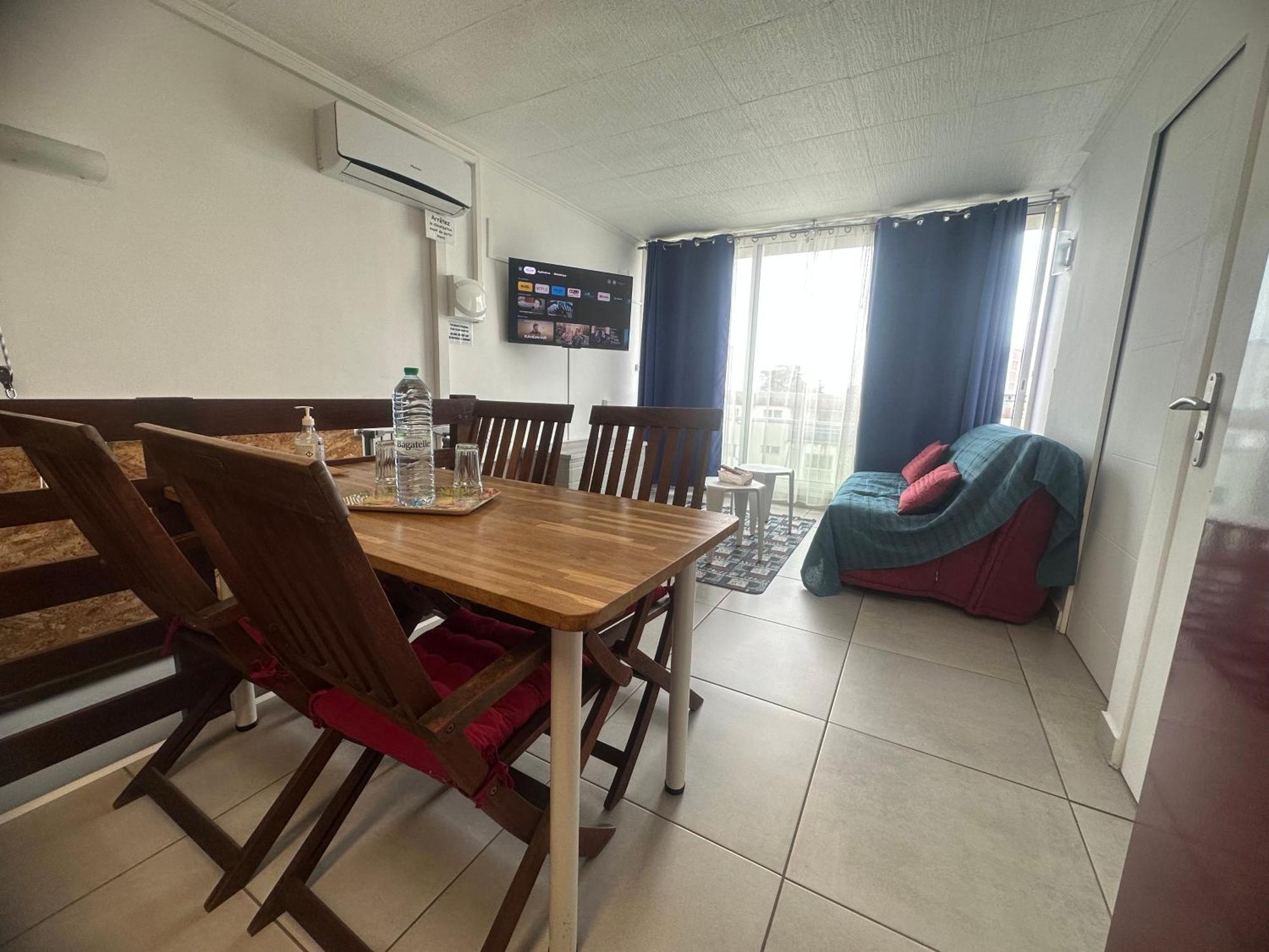 Appartement T2 Colombier Pour 5 Personnes Vue Mer Sainte Clotilde Exterior photo